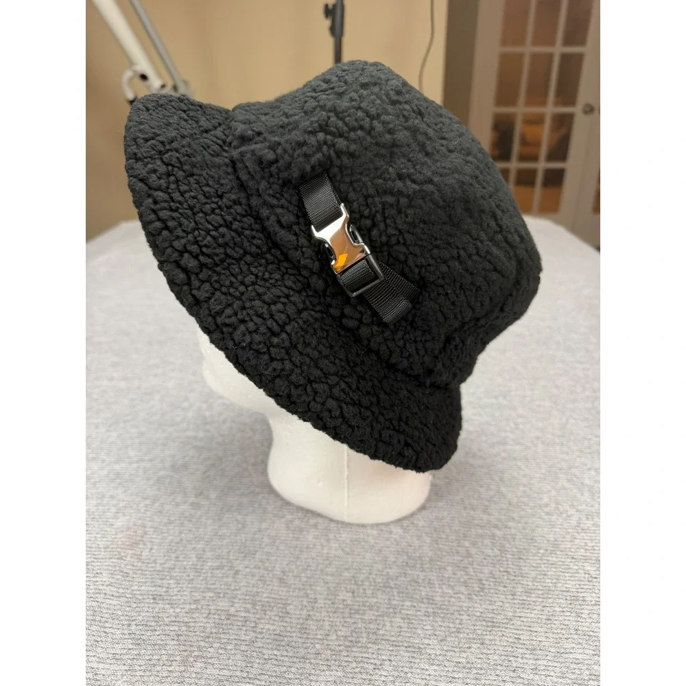 Lululemon Textured Fleece Bucket Hat Hat Black Buckle S/M